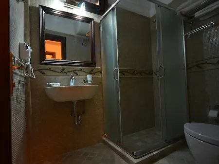 Boutique Muzaka Berat