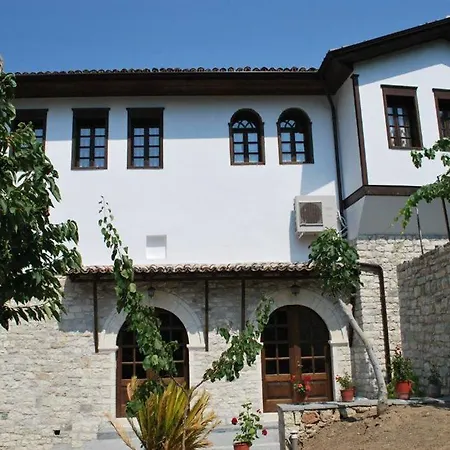 Boutique Muzaka 4* Berat