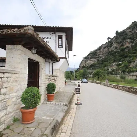 Boutique Muzaka 4* Berat