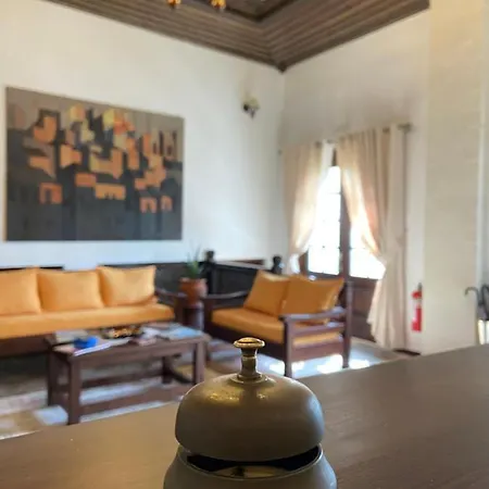 Hotell Boutique Muzaka Berat