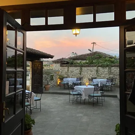 Boutique Muzaka Berat